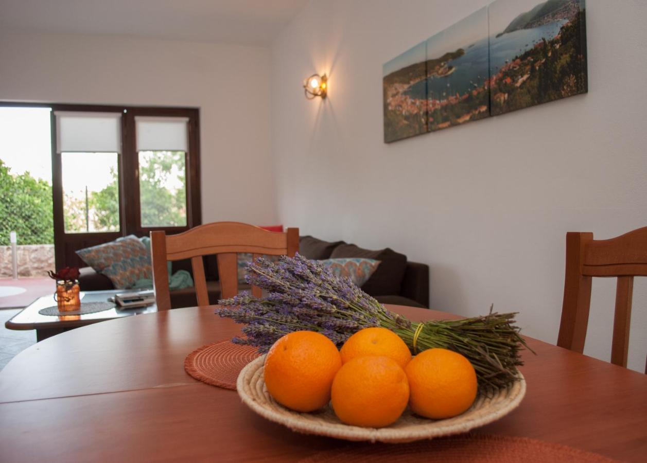 Apartments Dilk Vis Zewnętrze zdjęcie