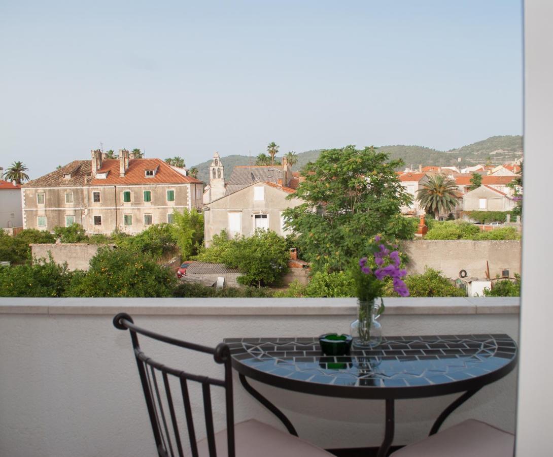 Apartments Dilk Vis Zewnętrze zdjęcie
